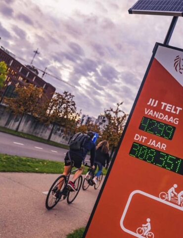 Fietstelpaal solar